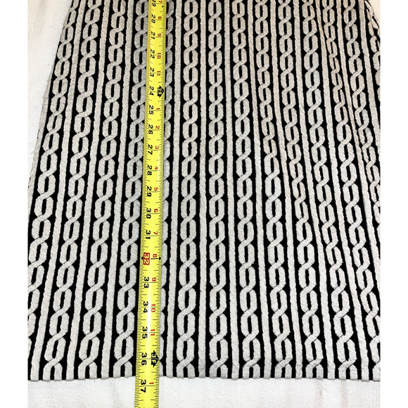 Gabby Skye Black/ Beige Geometric Pattern Green Zipper Detail Dress SIZE 4 - Picture 8 of 9